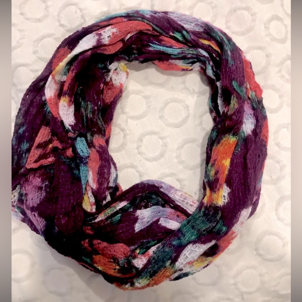 DYNAMITE infinity floral scarf